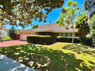 2877 Europa Dr, Costa Mesa, CA, 92626