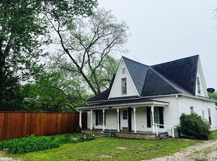 111 E 7th St, Stonewall, OK 74871