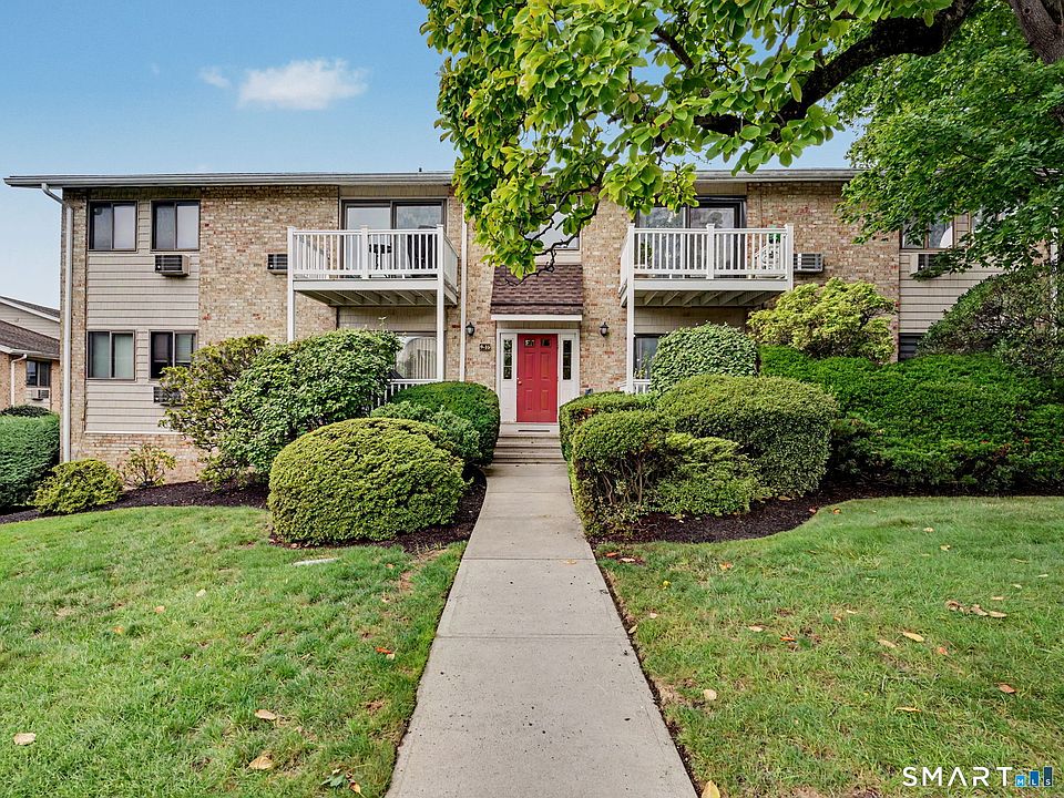 1st image of 180 Glenbrook Road #9