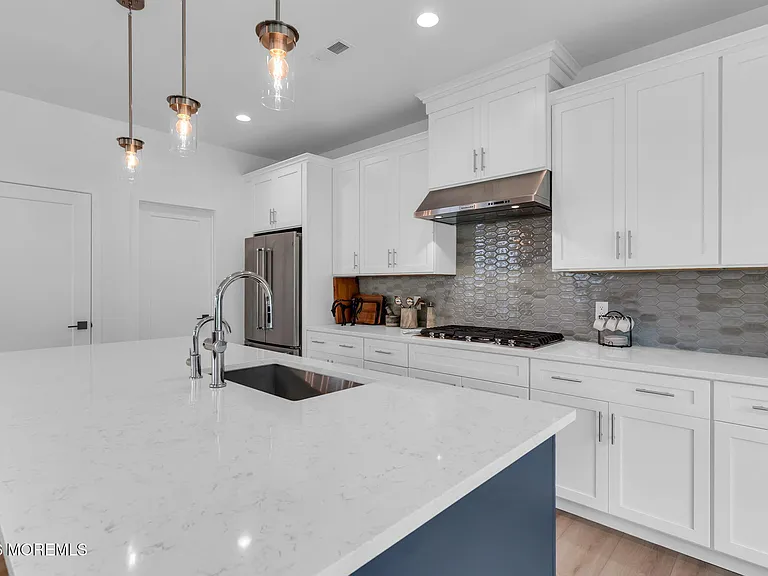 113 Mustang Dr — Photo 11