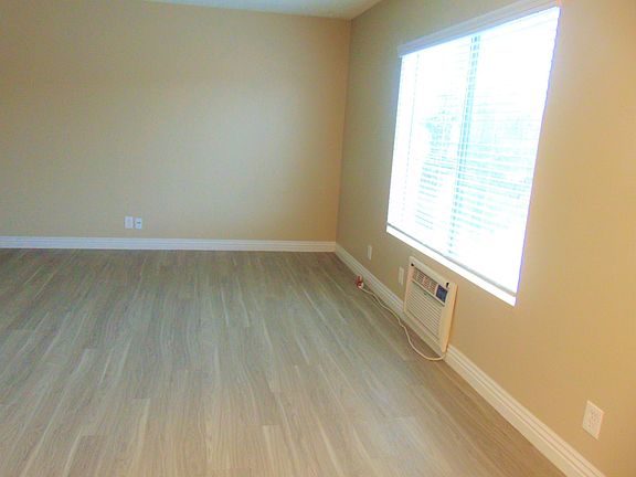 2nd image of 863 S Mollison Ave APT 71