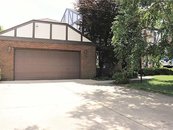 4th image of 8 W Conron Ave