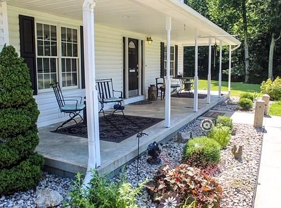 5th image of 9340 S Private Road 575 W