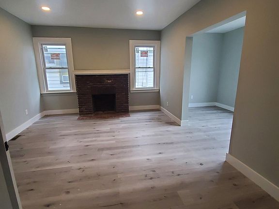 3rd image of 231 Rhode Island Ave Floor 3