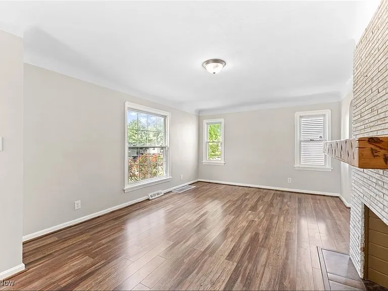 3004 Portman Ave — Photo 3