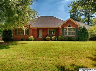 122 Cheyenne Trl, Huntsville, AL 35806