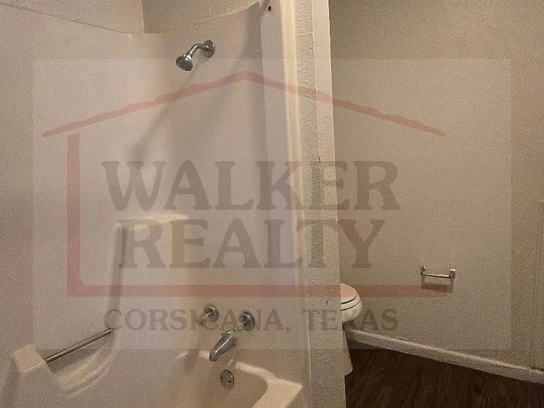 232 S 41st St #7 — Photo 4