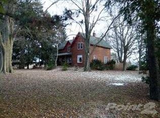 8933 Division Rd, Casco, MI 48064