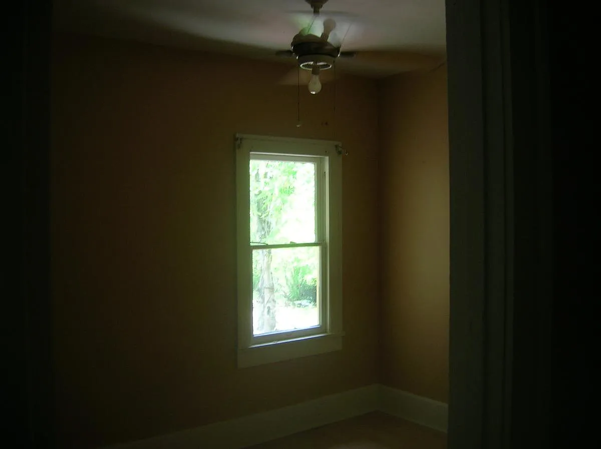 3 bed, 2.5 bath, 1600 sqft, $2,550 — Photo 3