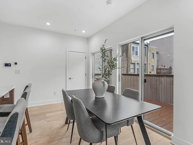 237 N 23rd St #1 — Photo 9