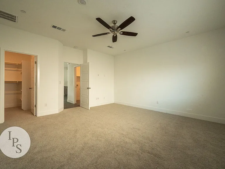 2139 N Osmun Ave — Photo 18