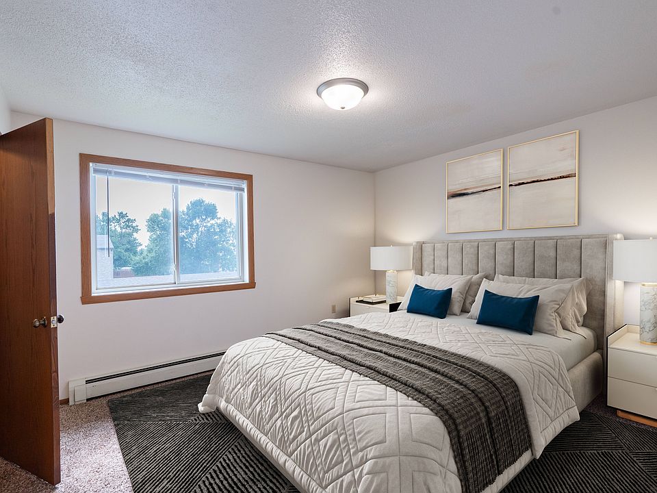 West Fargo, ND Clearview Apartments | 21A | Bedroom
