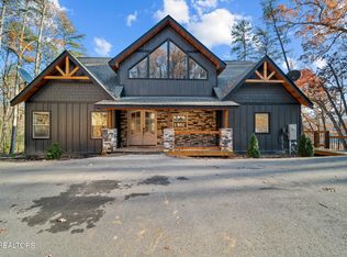 3045 Redtail Rd, Sevierville, TN 37862