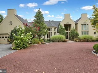 4 Forest Rd, Mohnton, PA 19540