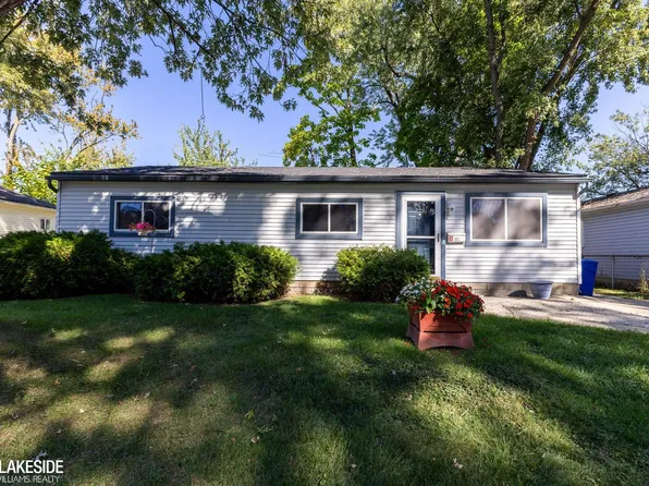 1909 E Troy Ave, Ferndale, MI 48220