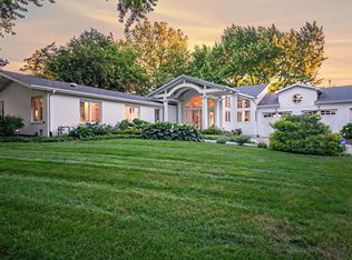 2450 Sycamore Path, Saint Joseph, MI 49085