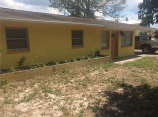 4590 Capri Dr, Naples, FL 34103