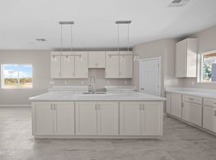 21820 W White Pine Dr, Wittmann, AZ 85361