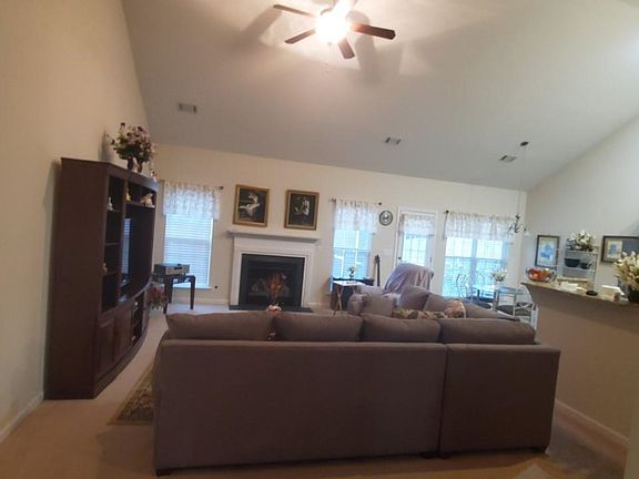 4th image of 313 Teague Park Ct
