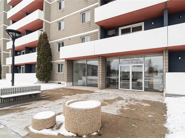 UNIT 329-65 Westfield DRIVE, Regina, SK S4S 6A3