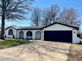 807 S State St, Senath, MO 63876
