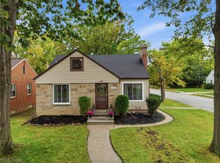 3994 W 227th St, Fairview Park, OH 44126