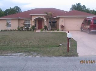 6710 NW Pinson Ct, Port Saint Lucie, FL 34983