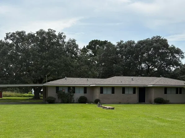 2607 E Academy Ave, Jennings, LA 70546