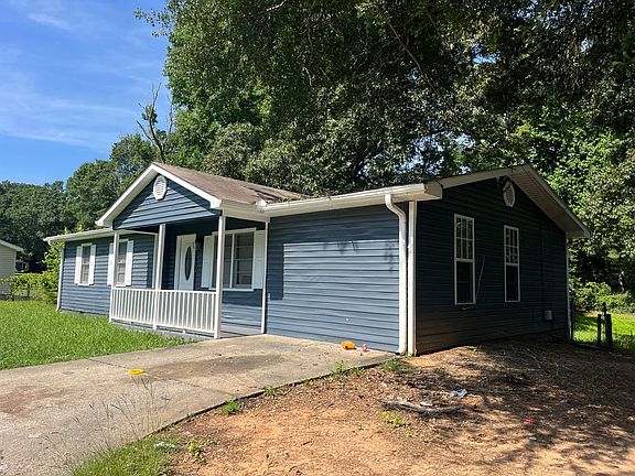 2nd image of 165 Brown Rd