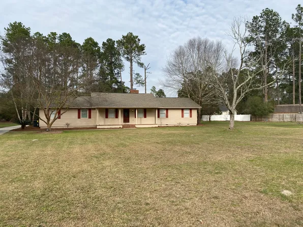 104 Inner Cir, Moultrie, GA 31788