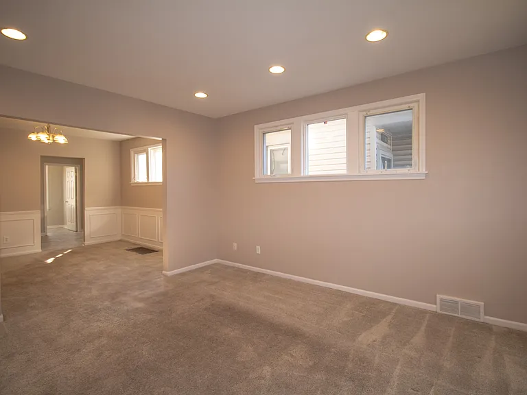 1215 Coolidge Hwy — Photo 8