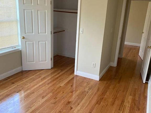 3rd image of 1135 Washington St APT 1