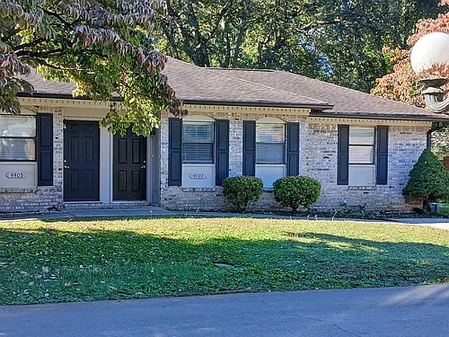 4407 Pryor Rd NE Photo 1