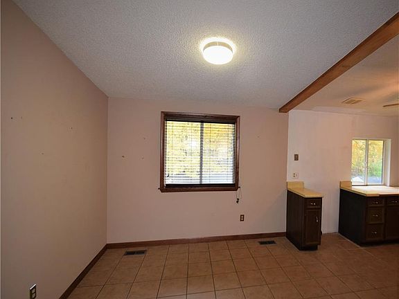 5th image of 7001 Brandywine Dr