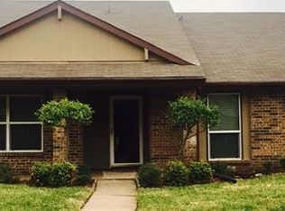 7010 Wills Dr, Garland, TX 75043
