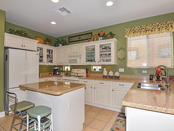 Kitchen2
