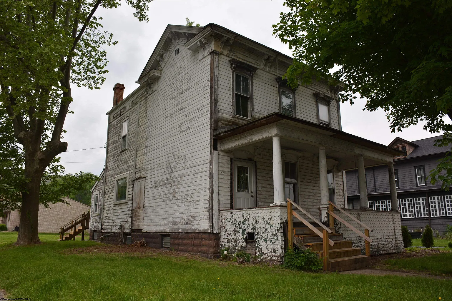1501 Main St photo 1