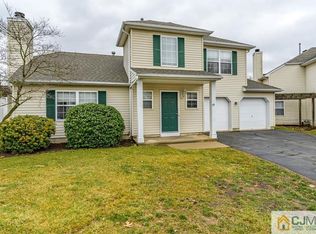 54 Colby Ct, Belvidere, NJ