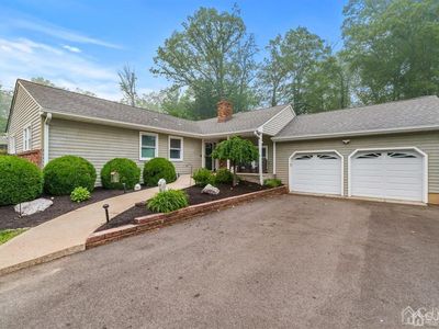 935 Kearney Dr, North Brunswick, NJ, 08902