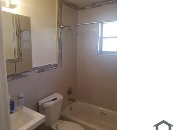 122 NW 61st St, Miami, FL 33127