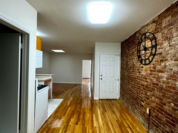 722 Ocean Avenue image 16 of 26