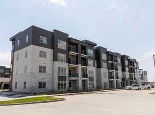 1255 Emory Pl, North Liberty, IA 52317