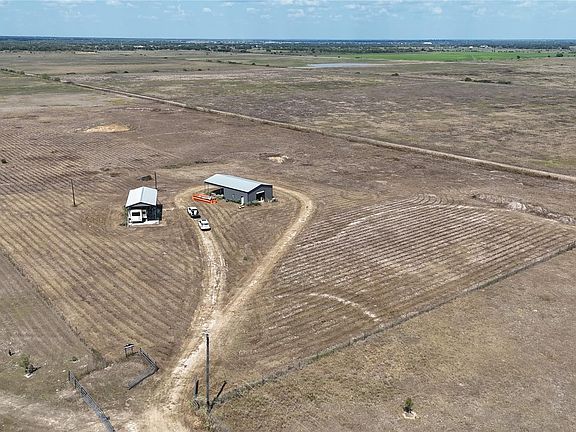 4th image of 1261 County Road 141 Rd