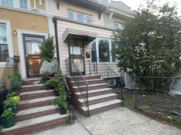 2556 100th Street, East Elmhurst, NY 11369