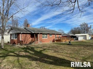 404 N 21st St, Herrin, IL 62948