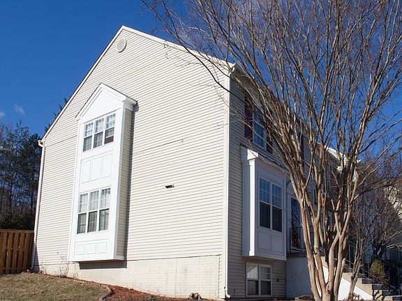 3rd image of 12896 Hunterbrook Dr