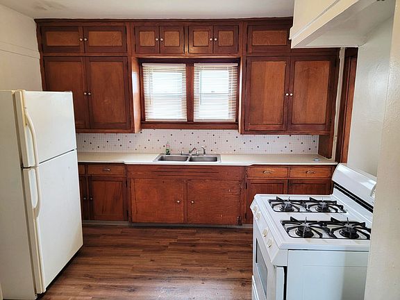 4th image of 4026 W Courtland Ave #4026