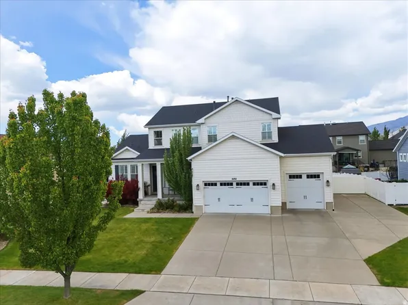1692 W Spring Meadow Ln, Farmington, UT 84025