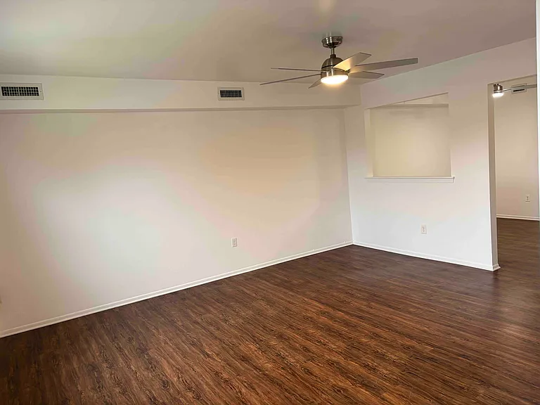 1110 Joseph Rd #B — Photo 5