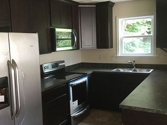 4th image of 1835 Kingston Ave #1835C